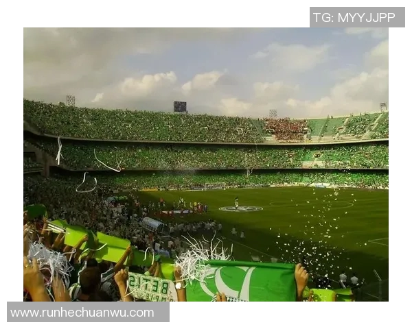 绿茵场上孤独身影记录属于足球传奇的无声时刻 绿茵场上孤独身影记录属于足球传奇的无声时刻