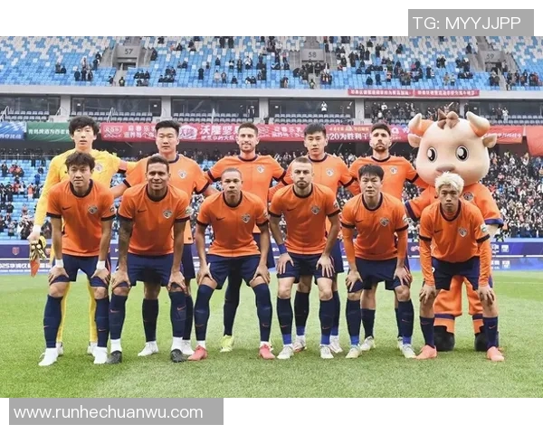 球星亲自直播足球赛事精彩瞬间粉丝互动体验全新升级 球星亲自直播足球赛事精彩瞬间粉丝互动体验全新升级