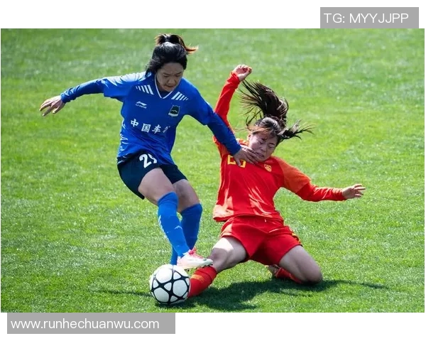 聚焦足球星卡收藏热潮探索女足魅力与巾帼力量的独特价值 聚焦足球星卡收藏热潮探索女足魅力与巾帼力量的独特价值